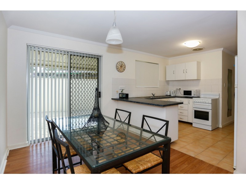2/2 Cothill Court, Eden Hill WA 6054
