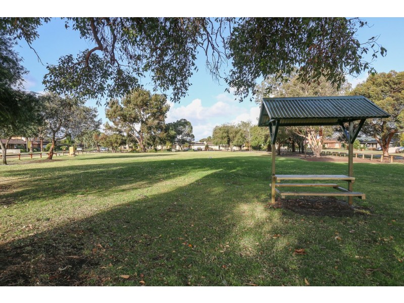 68 Freeland Way, Eden Hill WA 6054