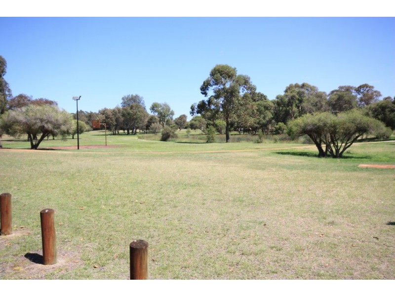 57 Thorburn Avenue, Beechboro WA 6063