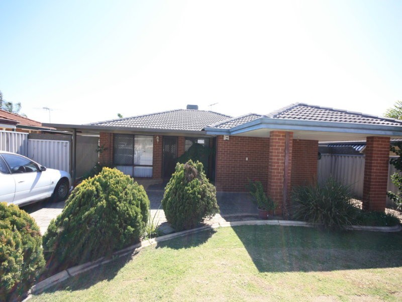 19 Borah Court, Caversham WA 6055