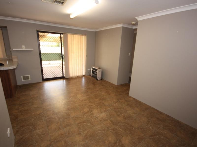 19 Borah Court, Caversham WA 6055