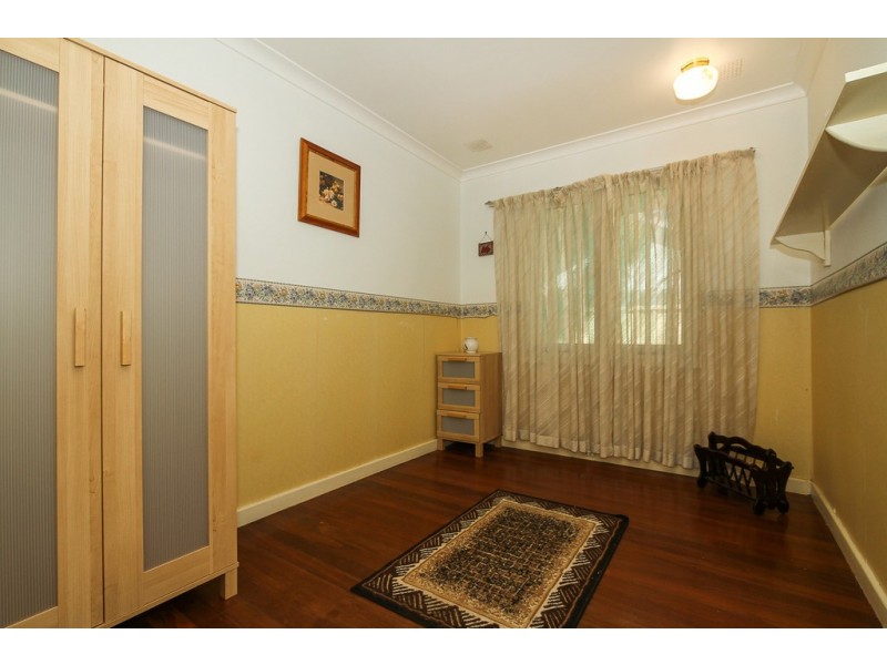 21 Bradley Way, Lockridge WA 6054