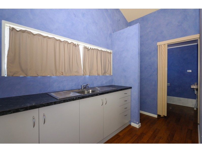 4 Amazon Drive, Beechboro WA 6063