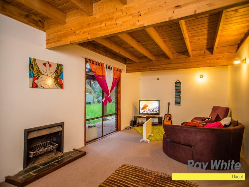 195 Eagle Street, Mundaring WA 6073