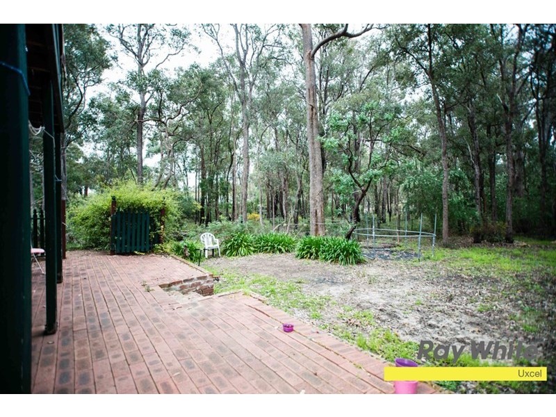 195 Eagle Street, Mundaring WA 6073