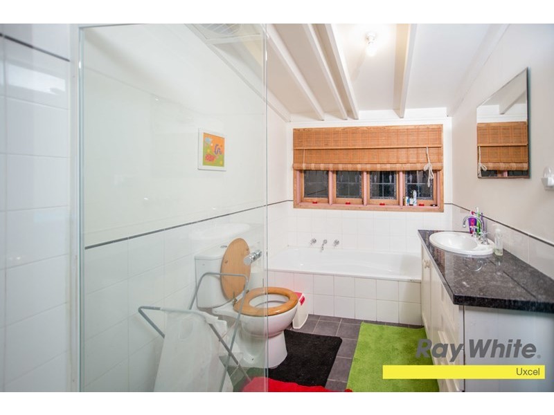 195 Eagle Street, Mundaring WA 6073