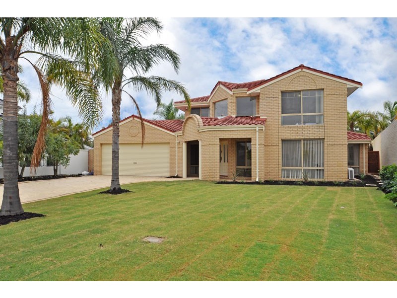 26 Longstaff Gardens, Dianella WA 6059