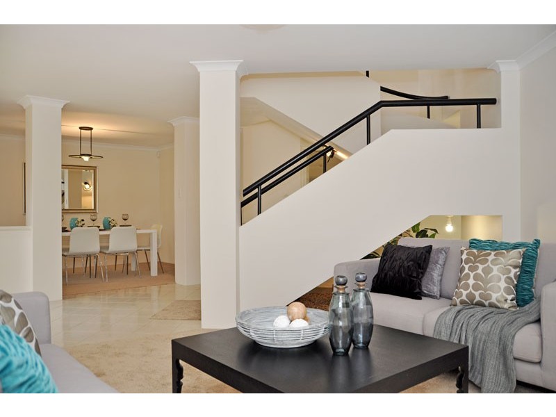 26 Longstaff Gardens, Dianella WA 6059