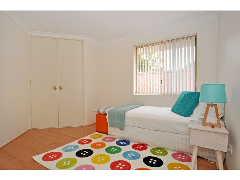 26 Longstaff Gardens, Dianella WA 6059