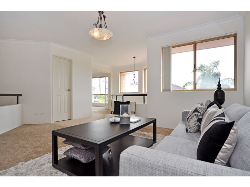 26 Longstaff Gardens, Dianella WA 6059