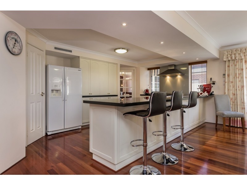 33 Boddington Circuit, Dianella WA 6059