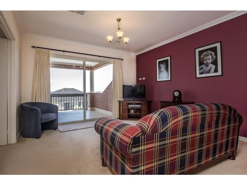 33 Boddington Circuit, Dianella WA 6059