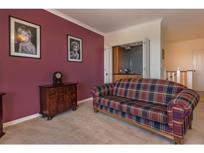 33 Boddington Circuit, Dianella WA 6059