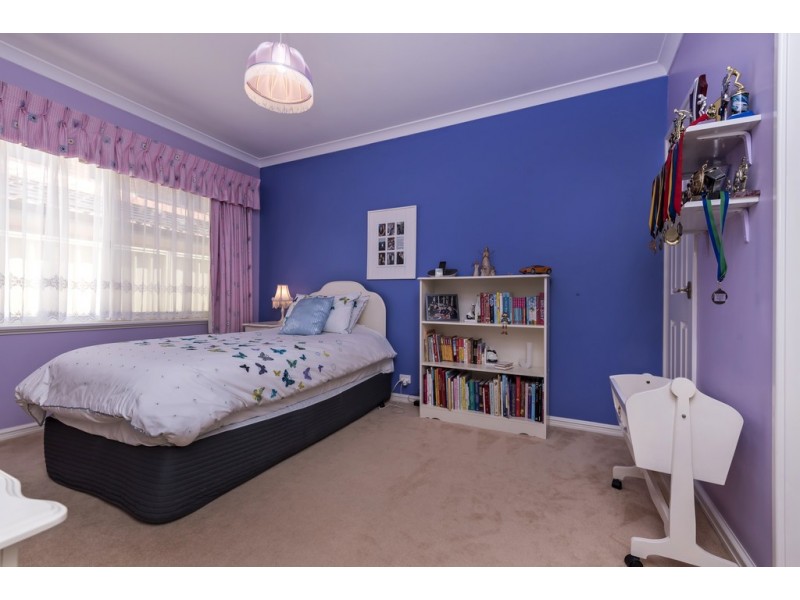 33 Boddington Circuit, Dianella WA 6059