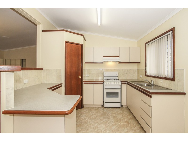 121/91 Benara Road, Caversham WA 6055