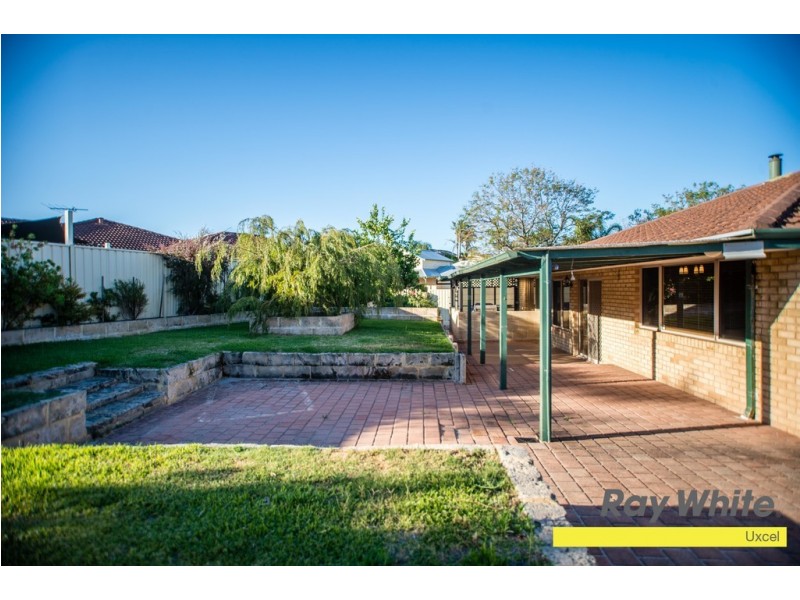 1 Treetop Circle, Canning Vale WA 6155