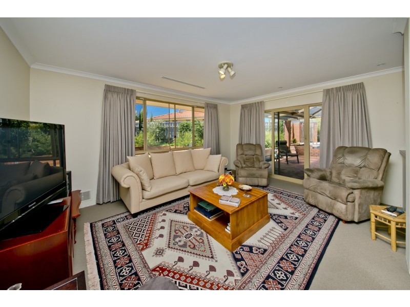 5 Karel Court, Alexander Heights WA 6064