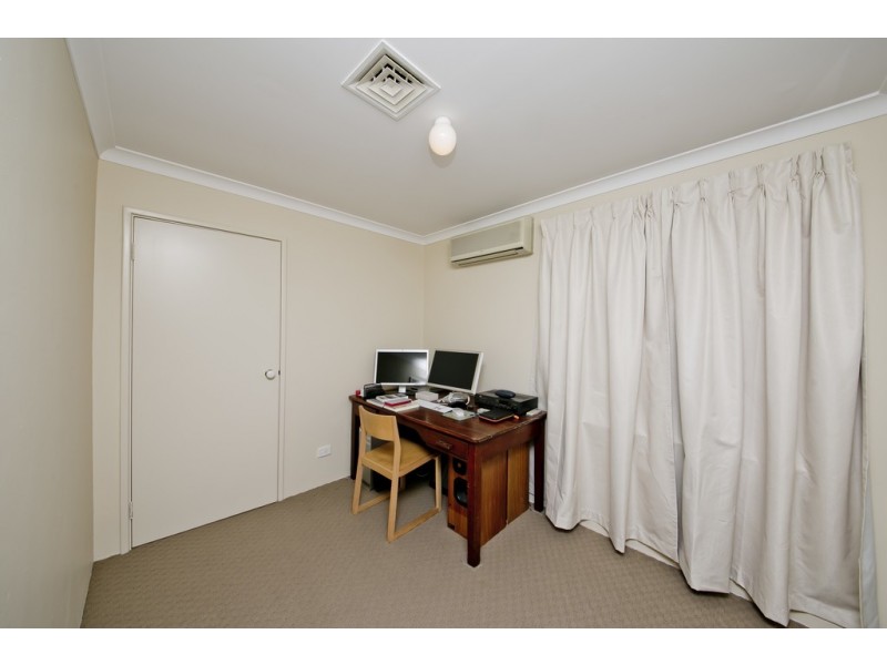 5 Karel Court, Alexander Heights WA 6064