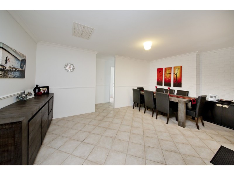 121 Bottlebrush Drive, Kiara WA 6054