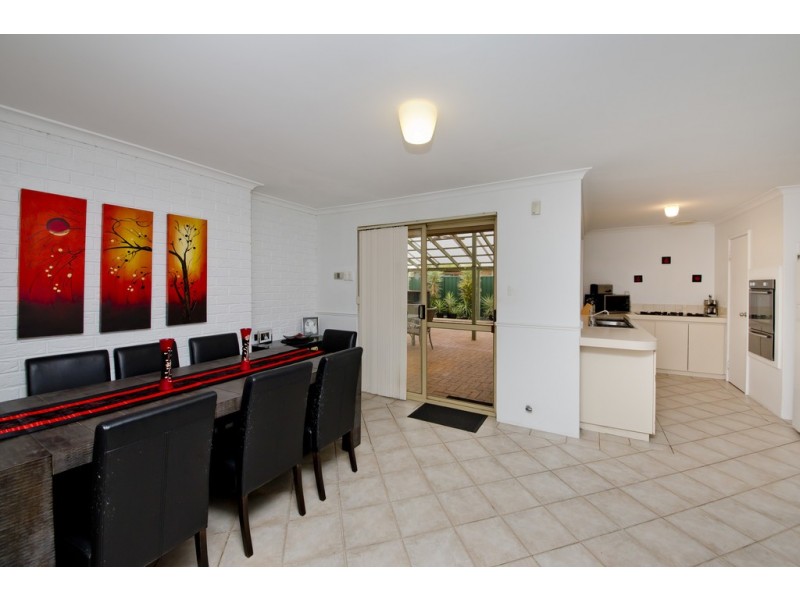 121 Bottlebrush Drive, Kiara WA 6054