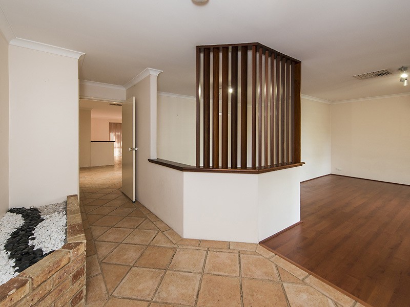 29 Redheart Drive, Thornlie WA 6108