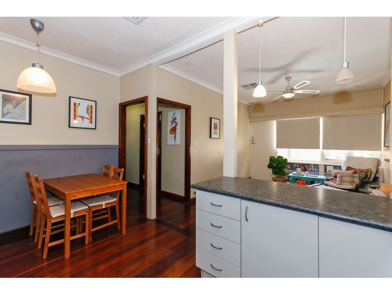 17 Hawkins Street, Embleton WA 6062