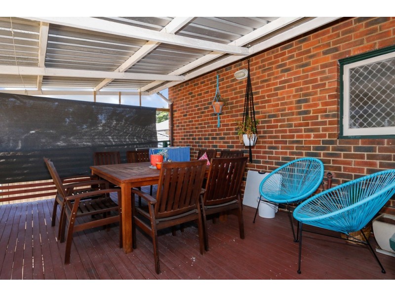 17 Hawkins Street, Embleton WA 6062