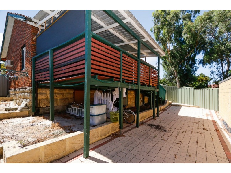 17 Hawkins Street, Embleton WA 6062