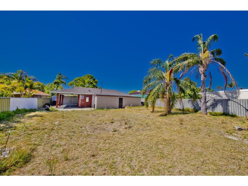 32 Treen Street, Balga WA 6061