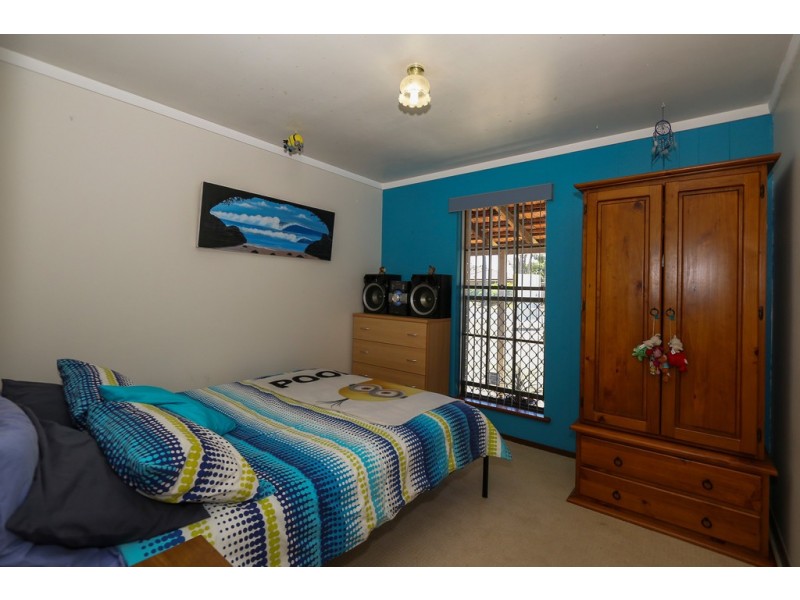 25 Jardine Court, Thornlie WA 6108