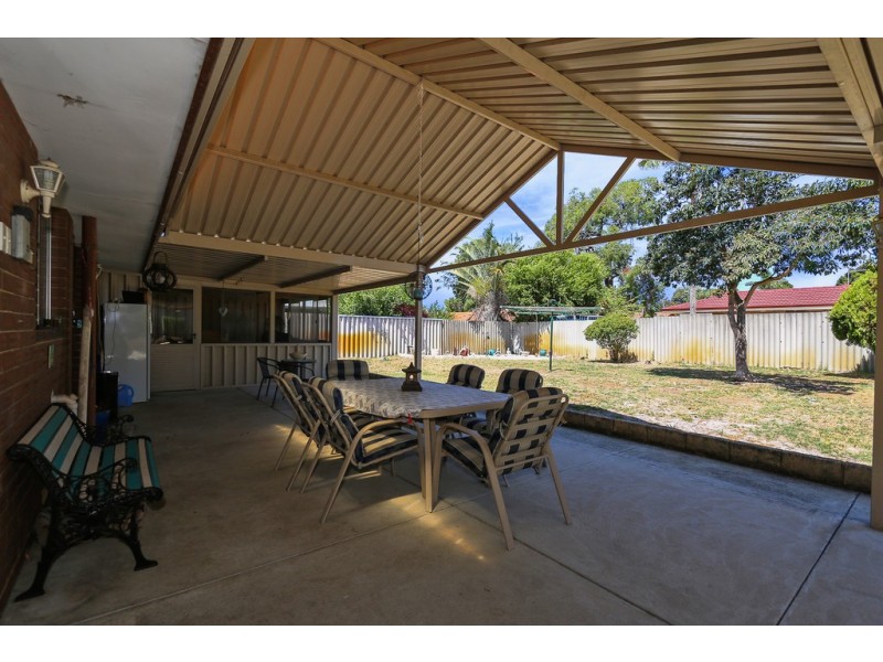 25 Jardine Court, Thornlie WA 6108