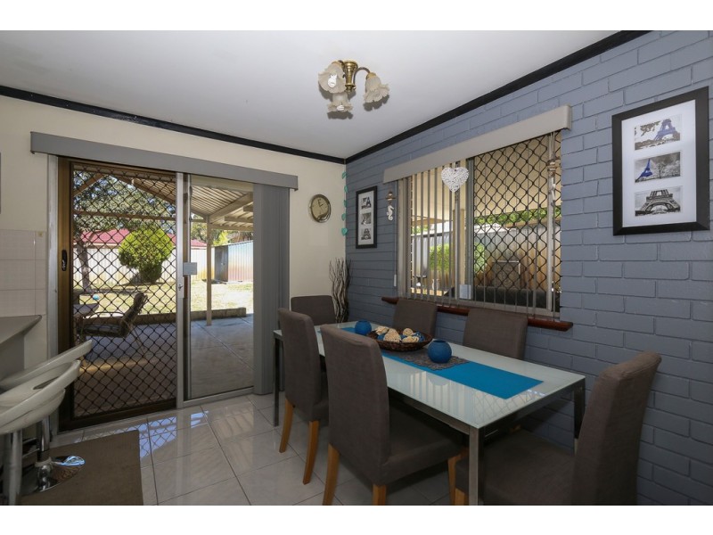 25 Jardine Court, Thornlie WA 6108