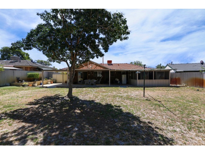 25 Jardine Court, Thornlie WA 6108