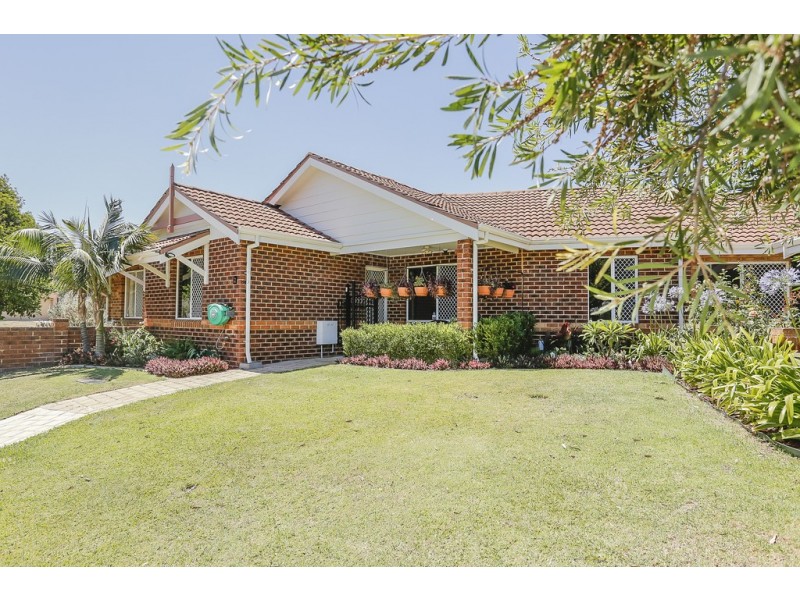 2/6 Fragrant Gardens, Mirrabooka WA 6061