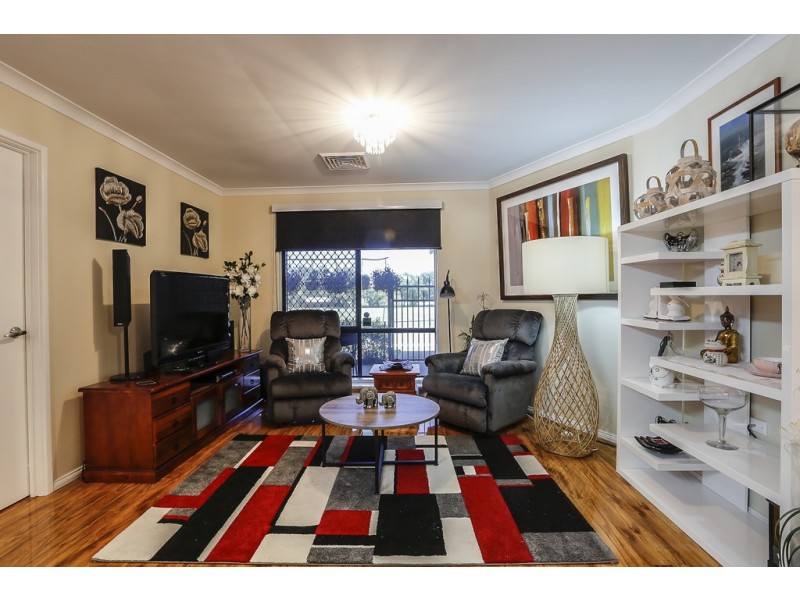 2/6 Fragrant Gardens, Mirrabooka WA 6061