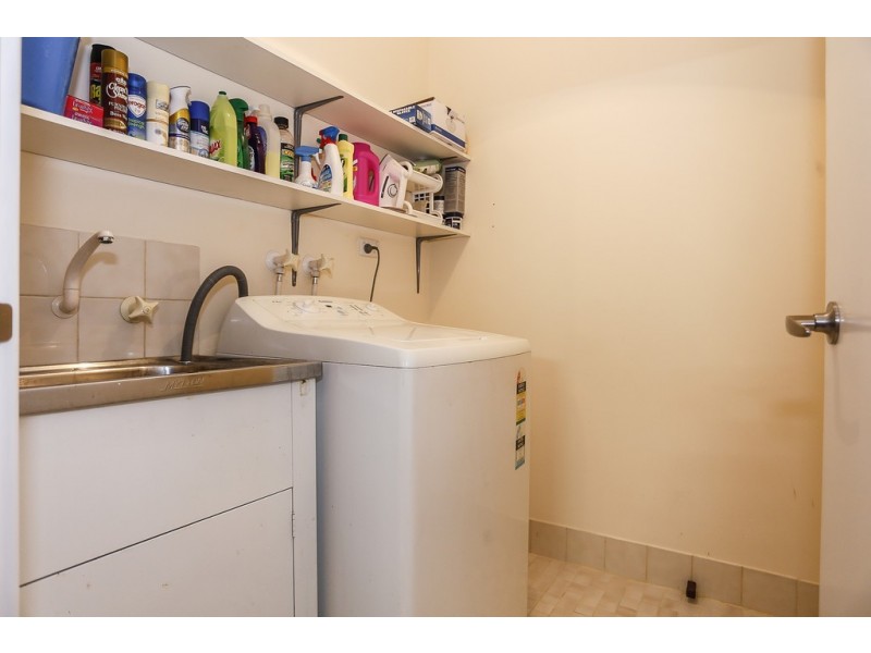 2/6 Fragrant Gardens, Mirrabooka WA 6061