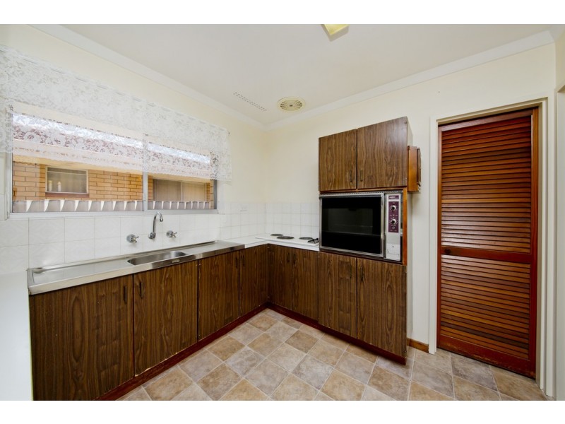 19 Lyndhurst Street, Dianella WA 6059