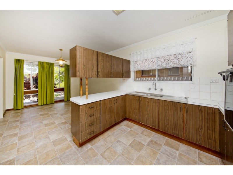 19 Lyndhurst Street, Dianella WA 6059