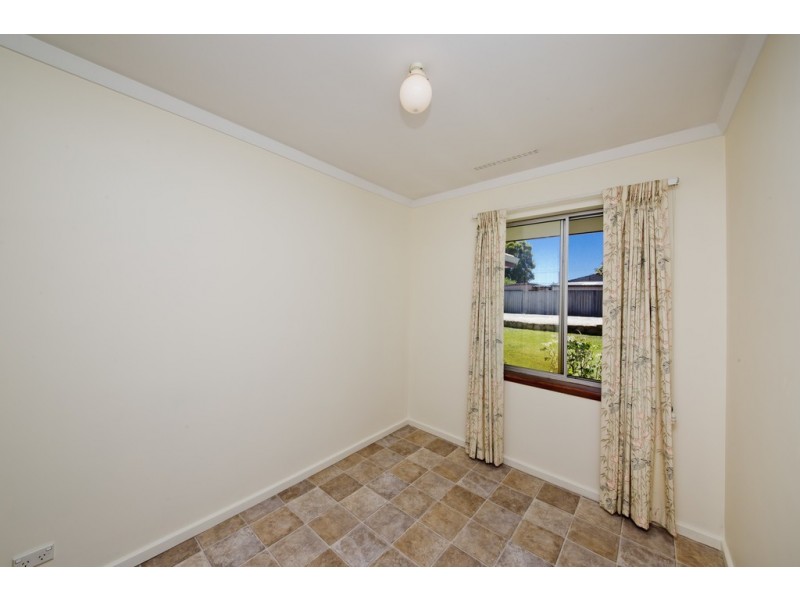 19 Lyndhurst Street, Dianella WA 6059