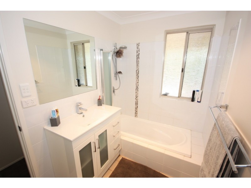 10 Mitchell Court, Beechboro WA 6063