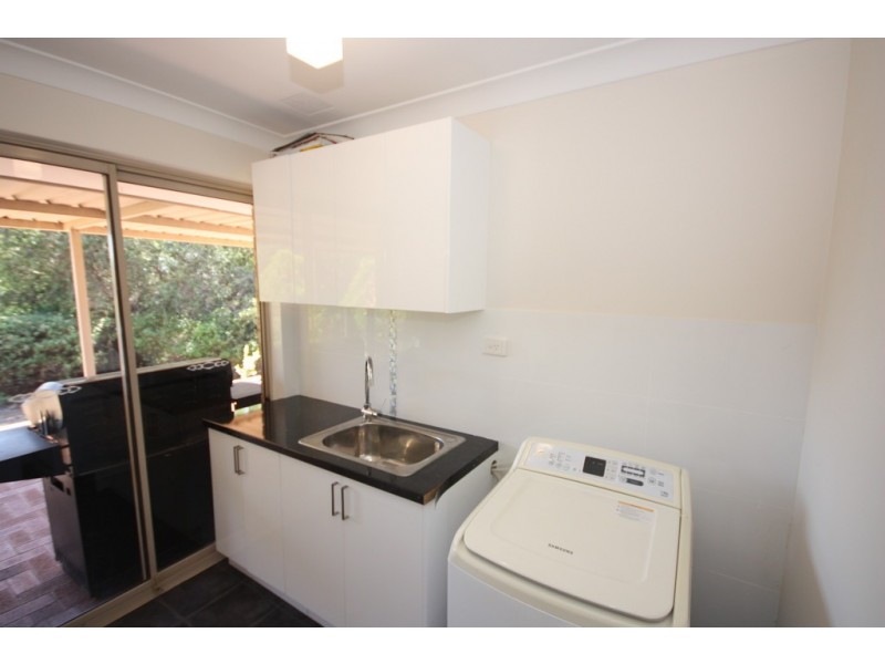 10 Mitchell Court, Beechboro WA 6063