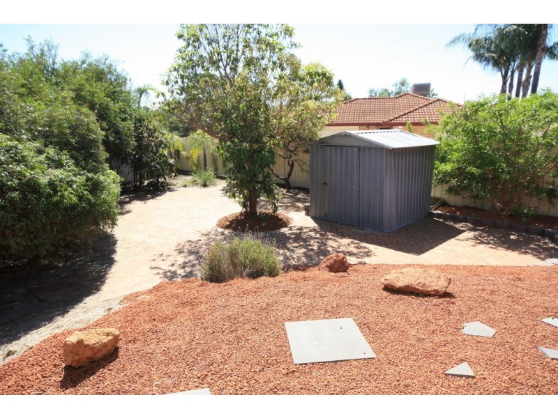 10 Mitchell Court, Beechboro WA 6063