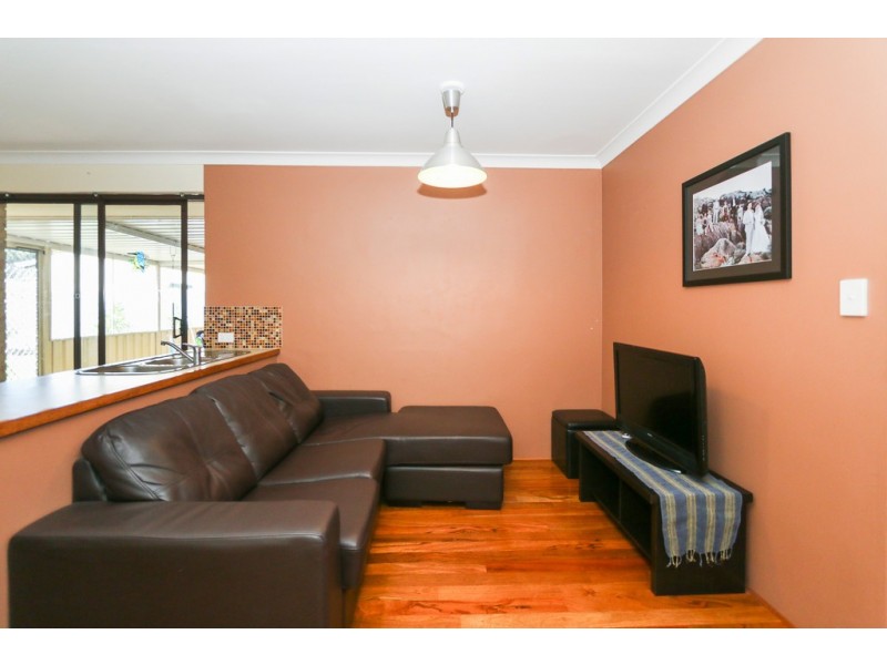 14 Wicks St, Eden Hill WA 6054