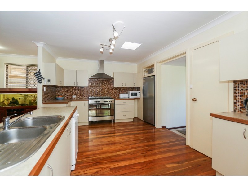 14 Wicks St, Eden Hill WA 6054