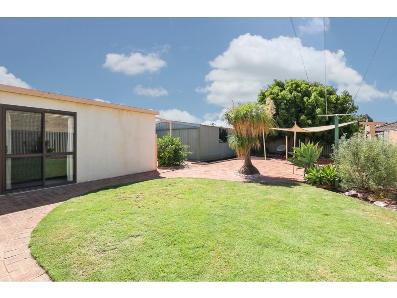 14 Wicks St, Eden Hill WA 6054