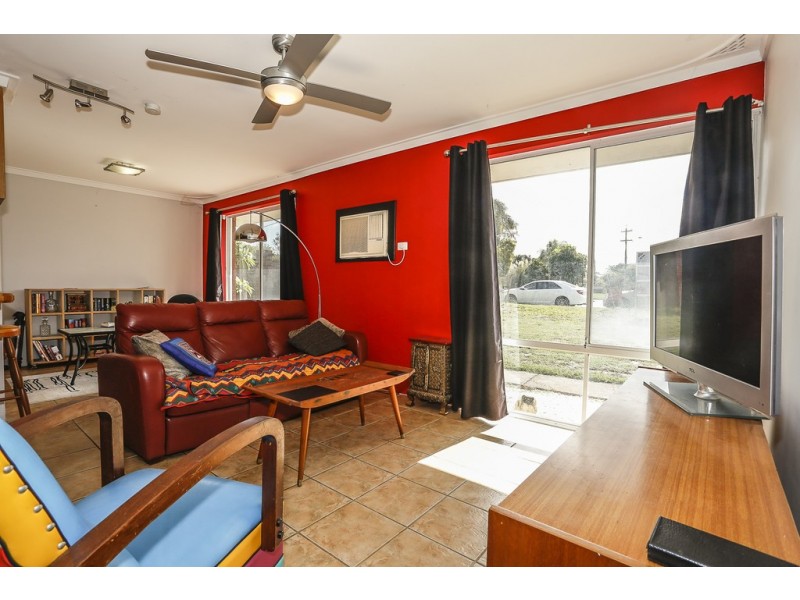 52 Broadway, Embleton WA 6062