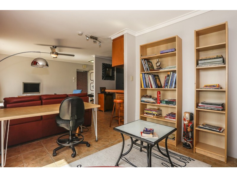 52 Broadway, Embleton WA 6062