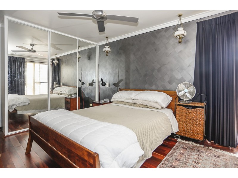 52 Broadway, Embleton WA 6062