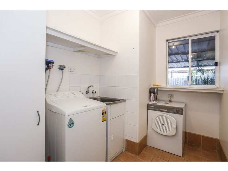 52 Broadway, Embleton WA 6062