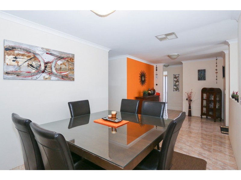 45 Oakleaf Circle, Mirrabooka WA 6061